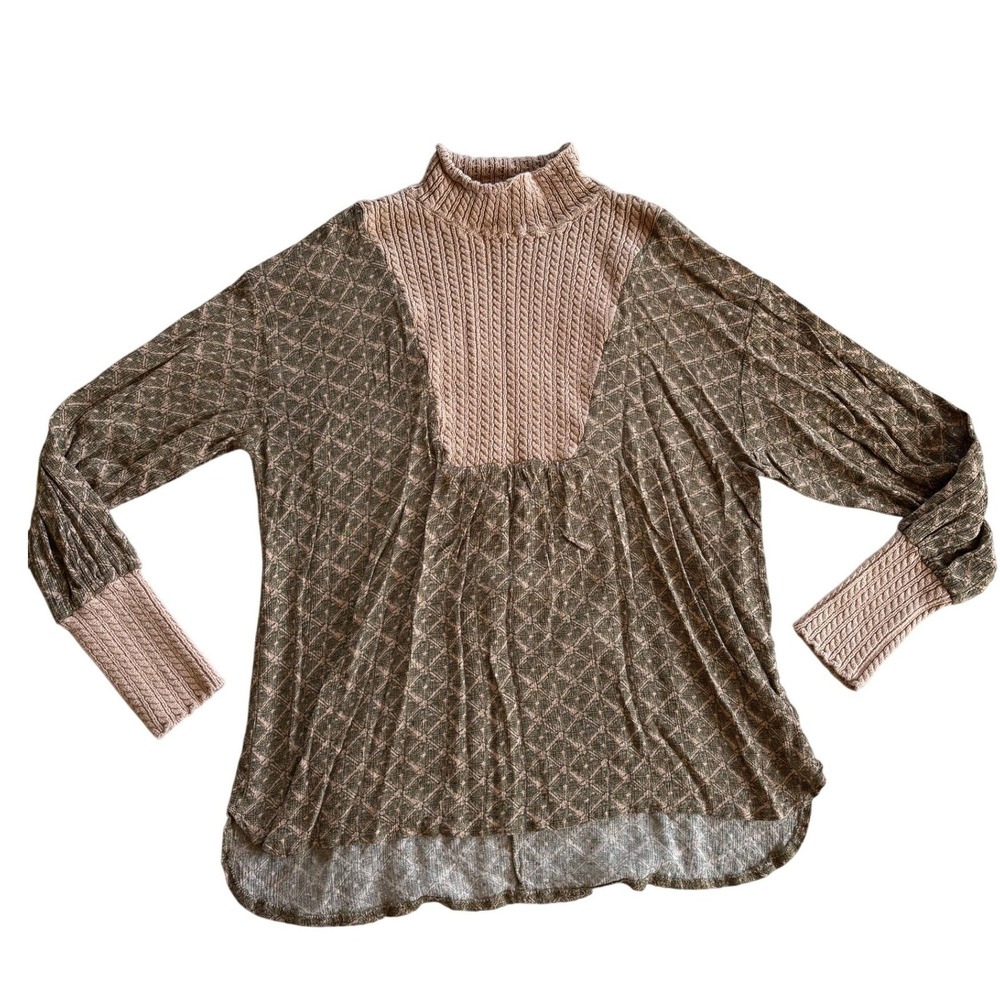 Gimmicks BKE Womens Knit Top Boho Size Medium Mock Neck geometric